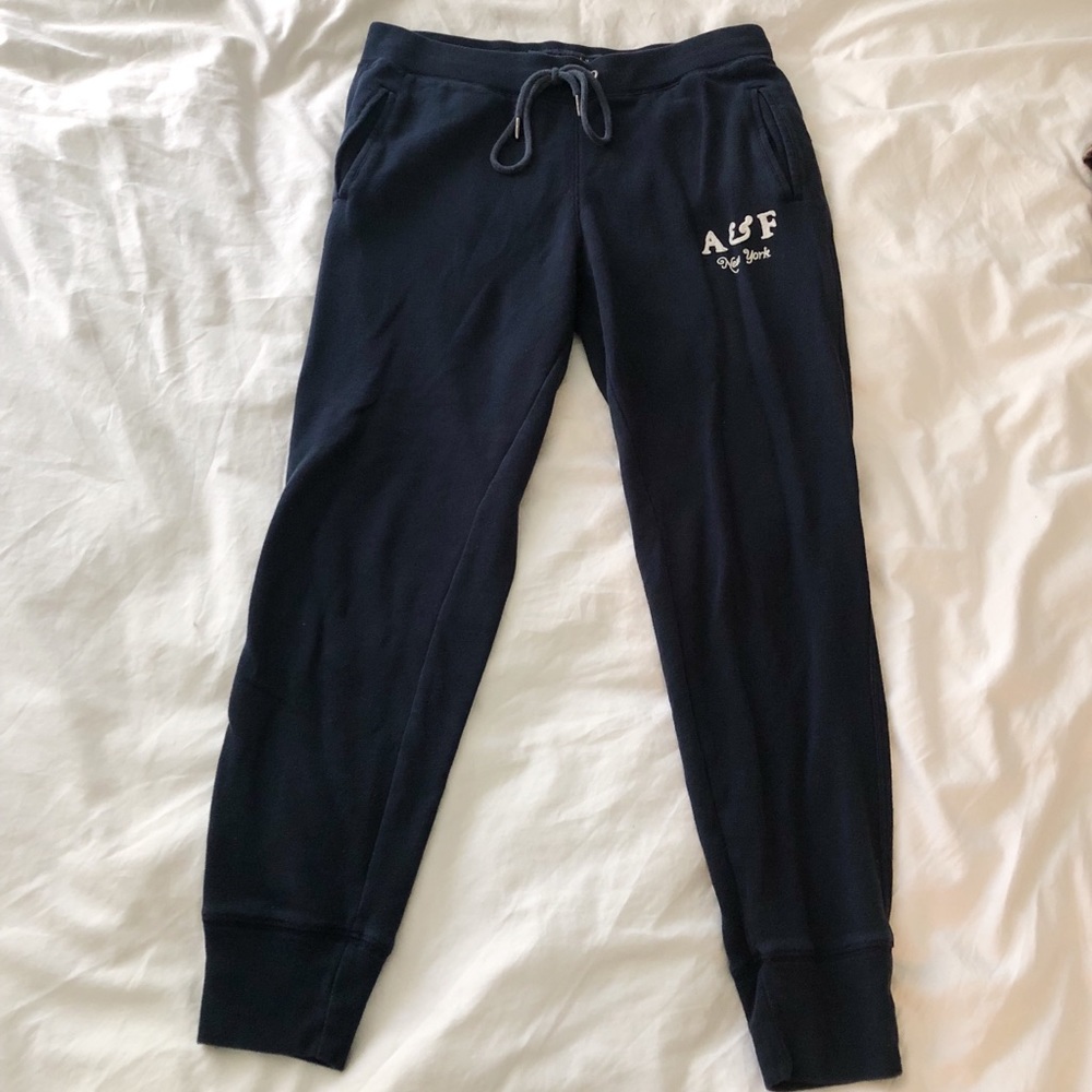 Abercrombie and Fitch jogger sweatpants size M